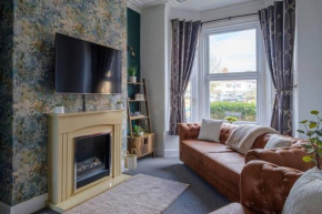Charming Coastal Retreat - Spacious and Peaceful